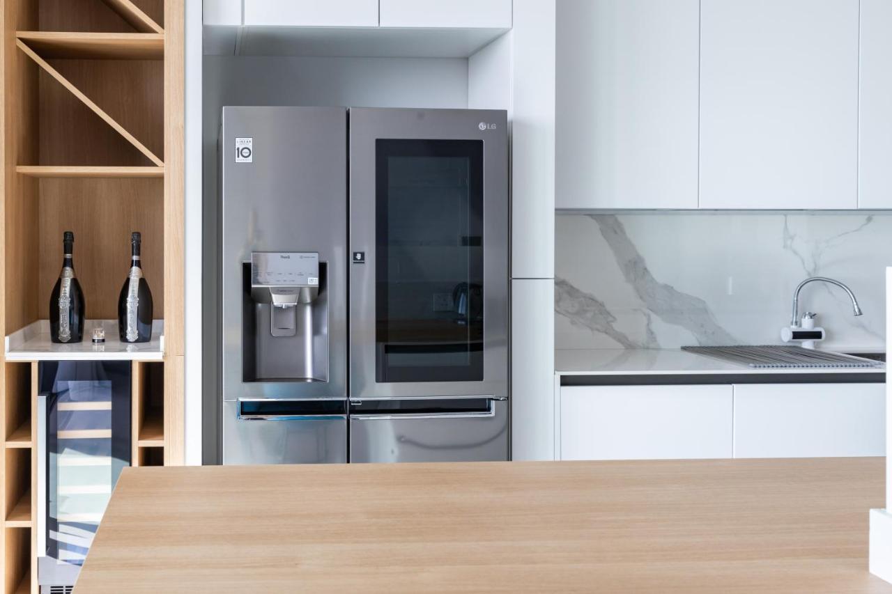 Modern Apartment In The Center Of St Julians By Arcobnb Сент Джулианс Экстерьер фото