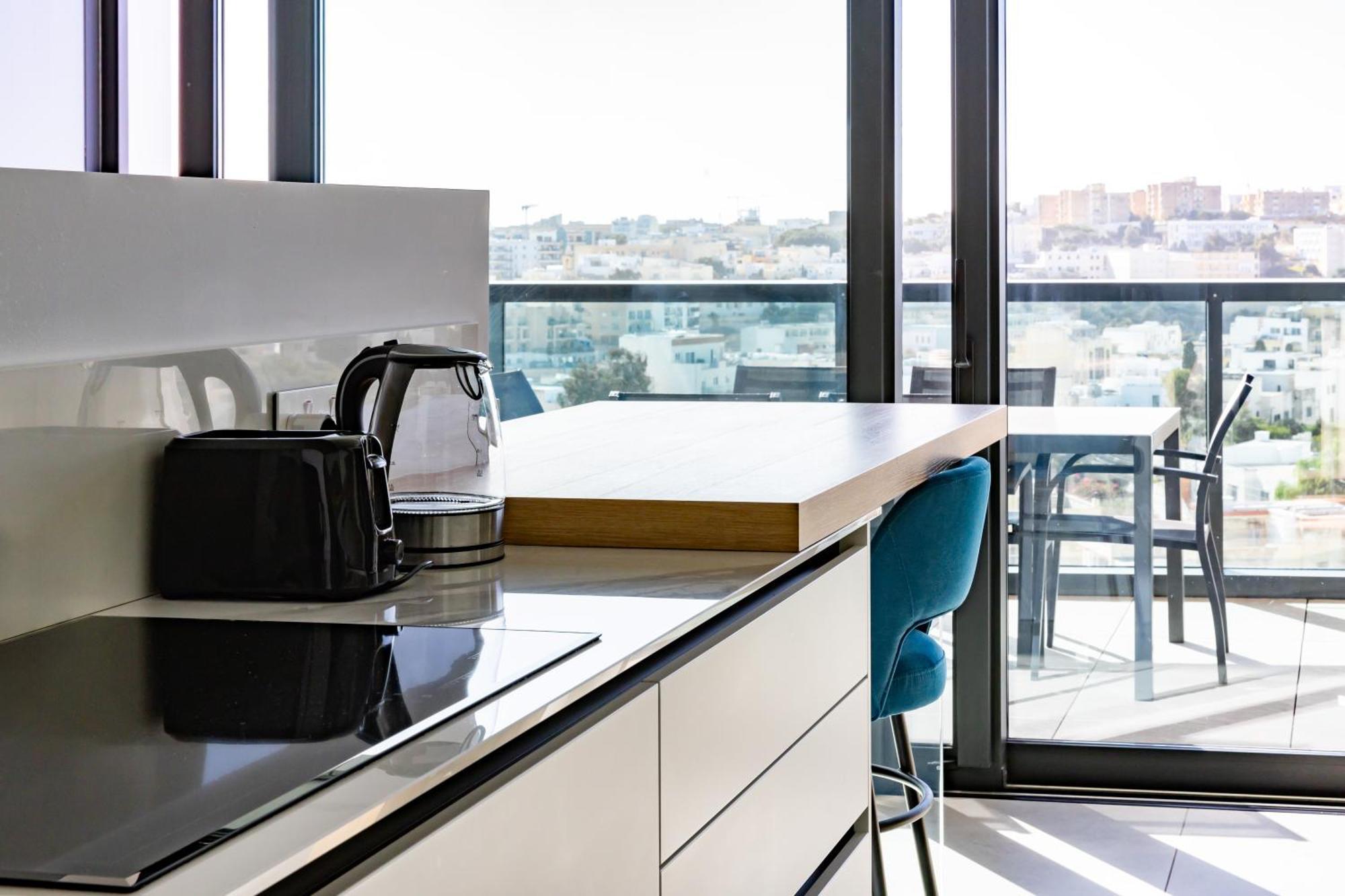 Modern Apartment In The Center Of St Julians By Arcobnb Сент Джулианс Экстерьер фото